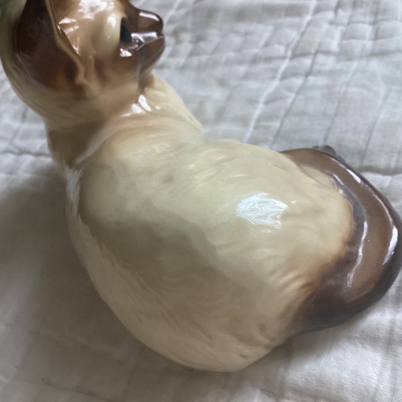 VINTAGE MADE IN JAPAN CERAMIC PORCELAIN LOUNGING SIAMESE CAT FIGURINE - Picture 6 of 9